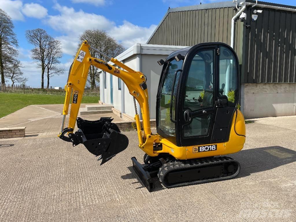 JCB 8016 Minikoparki