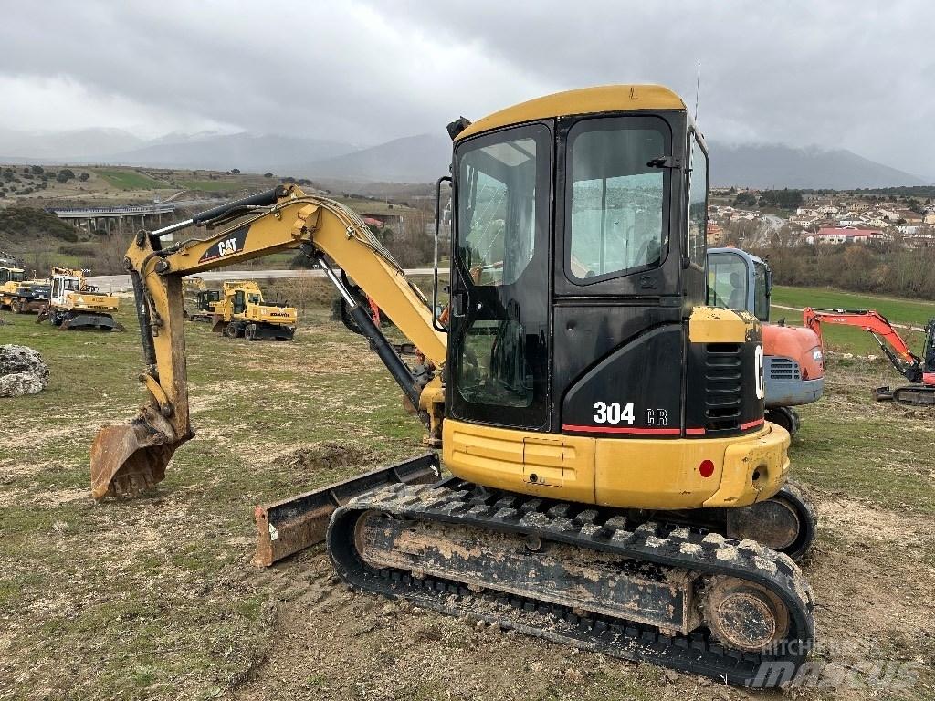 CAT 304 CR Minikoparki
