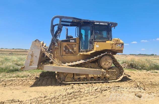 CAT D 6 R Spycharki gąsienicowe