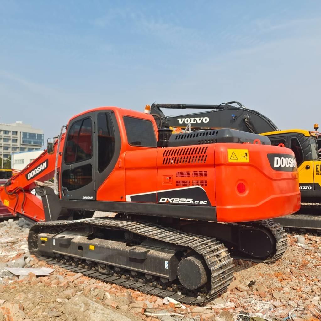 Doosan DX225LC-9C Koparki gąsienicowe