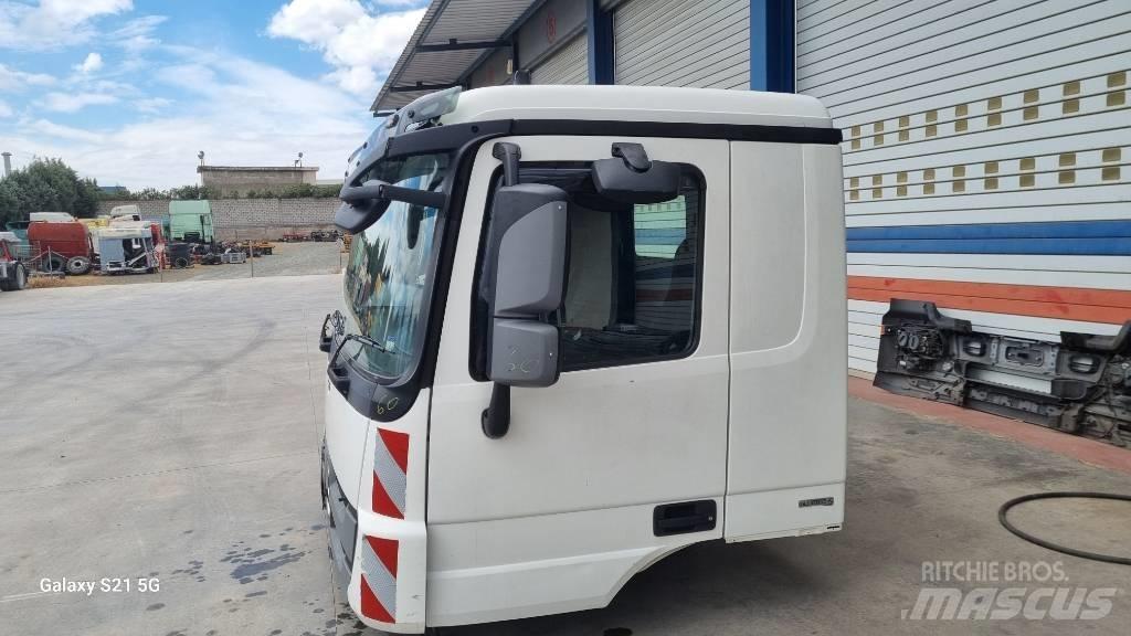 Mercedes-Benz CABIN Kabiny i wnętrze