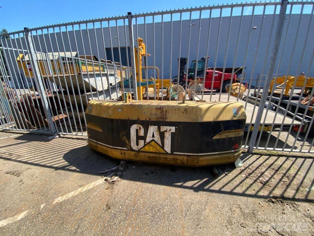 CAT 320, 320B, 320BL Ramy i zawieszenie