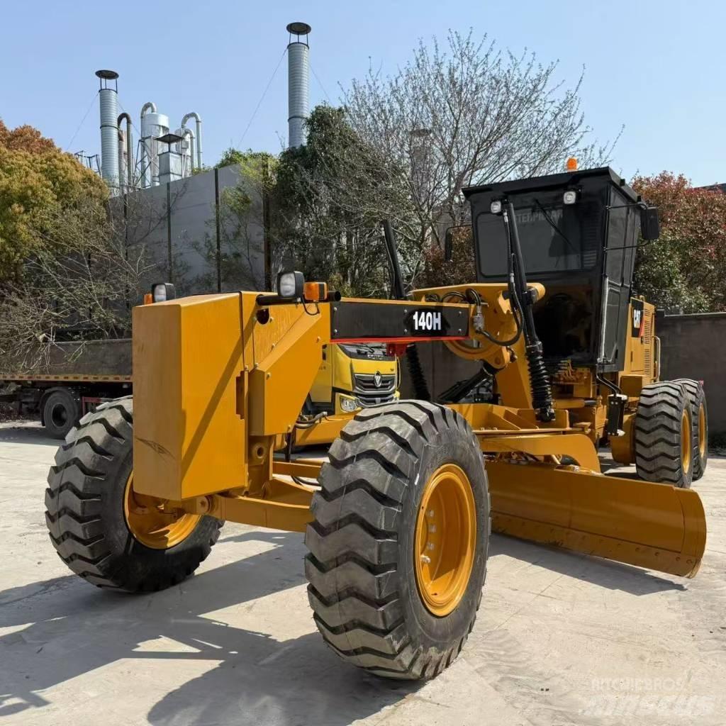 CAT 140h Równiarki