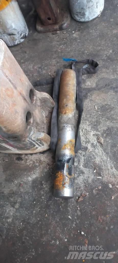 Rammer E 66 City Młoty hydrauliczne