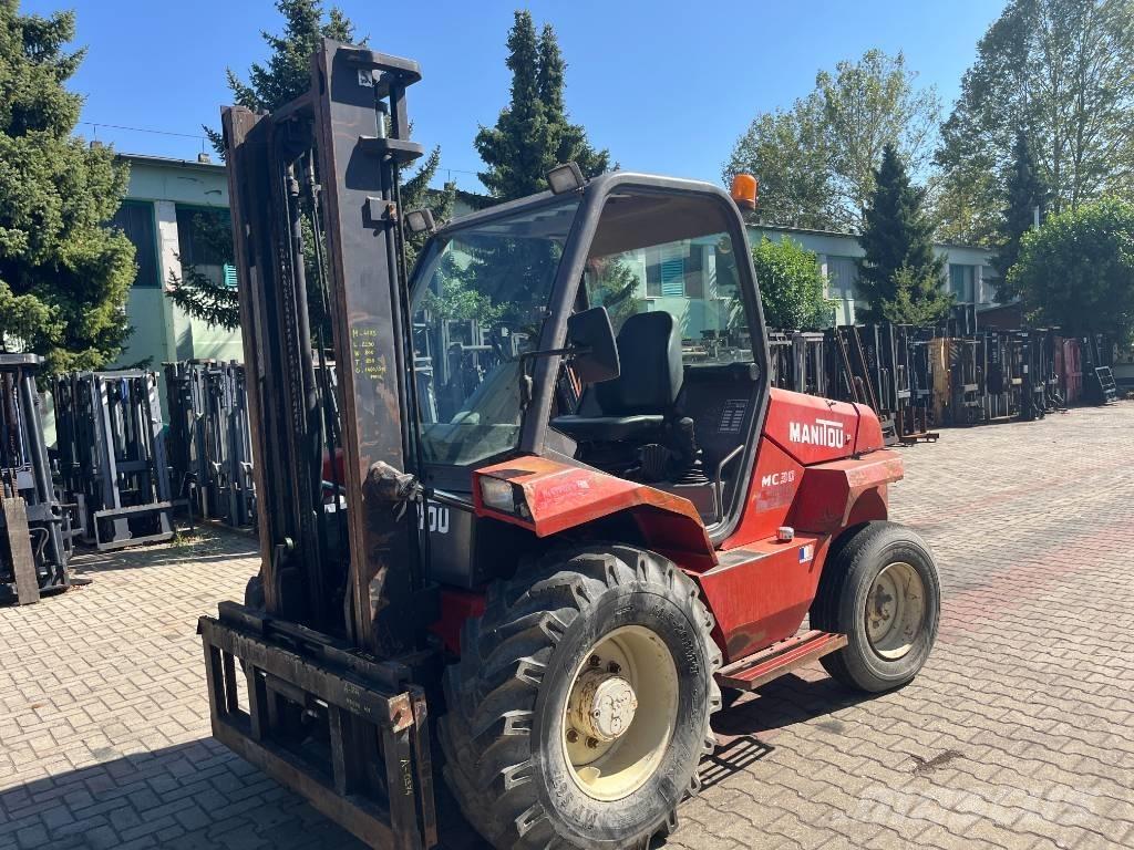 Manitou MC 30 V-4173 Wózki widłowe terenowe