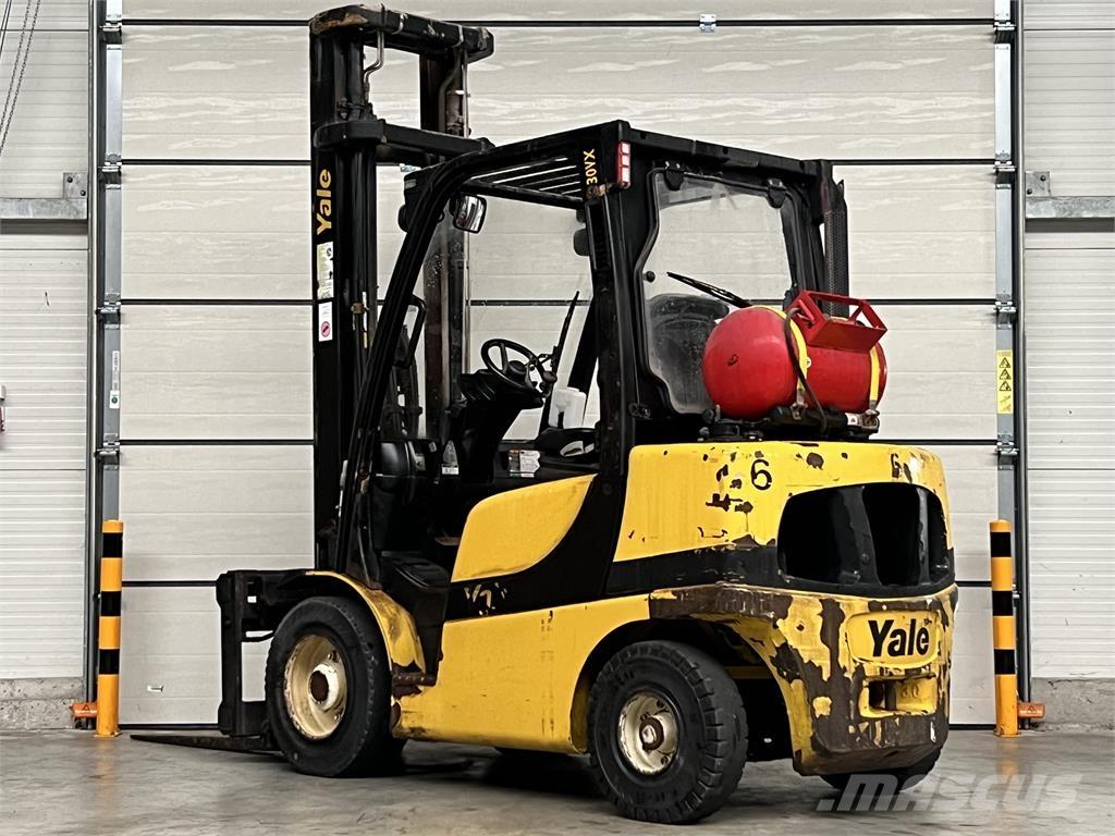 Yale GLP30VXV2445 Wózki LPG
