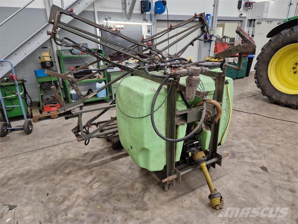 Tecnoma 800 Liter Opryskiwacze zaczepiane