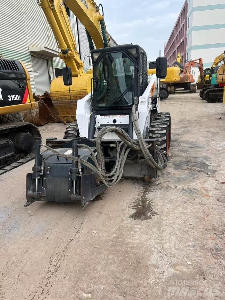 Bobcat S 220 Ładowarki burtowe