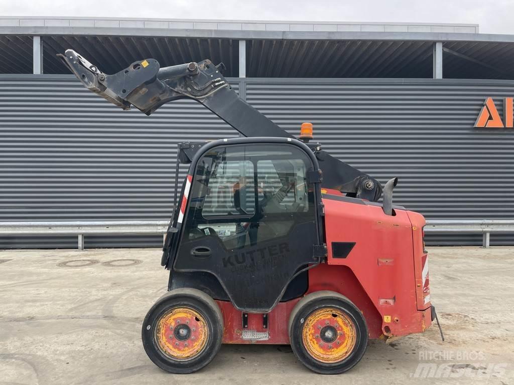 JCB R260 Skidery