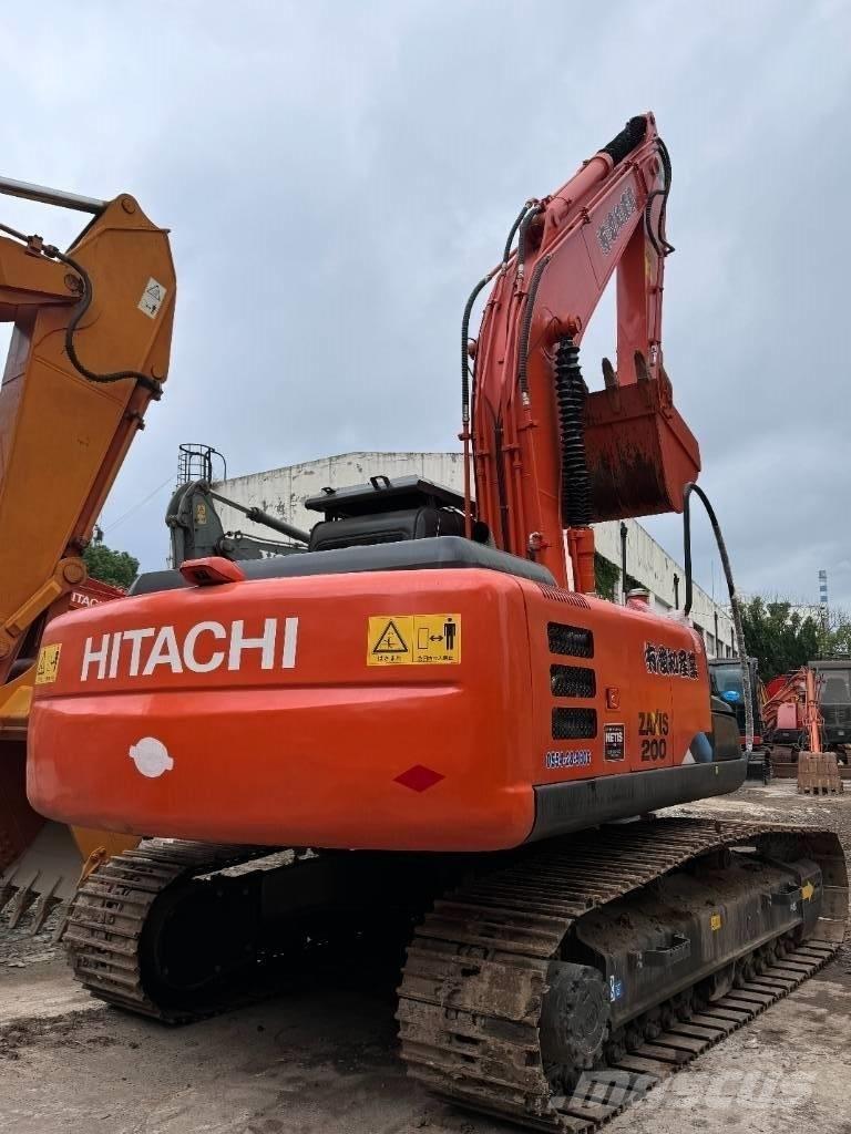 Hitachi ZX 200 Koparki gąsienicowe