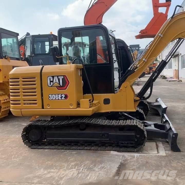CAT 306E2 Koparki gąsienicowe