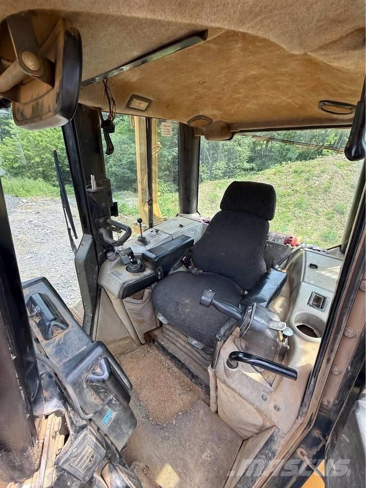 CAT D 6 N XL Spycharki gąsienicowe