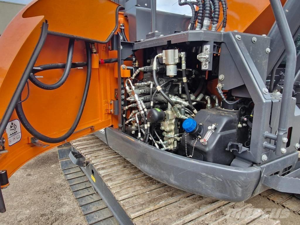Develon DX 140 LCR-7 Koparki gąsienicowe