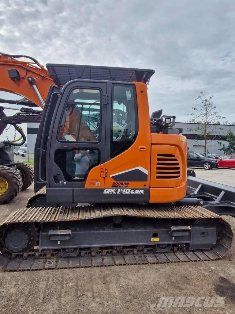 Develon DX 140 LCR-7 Koparki gąsienicowe