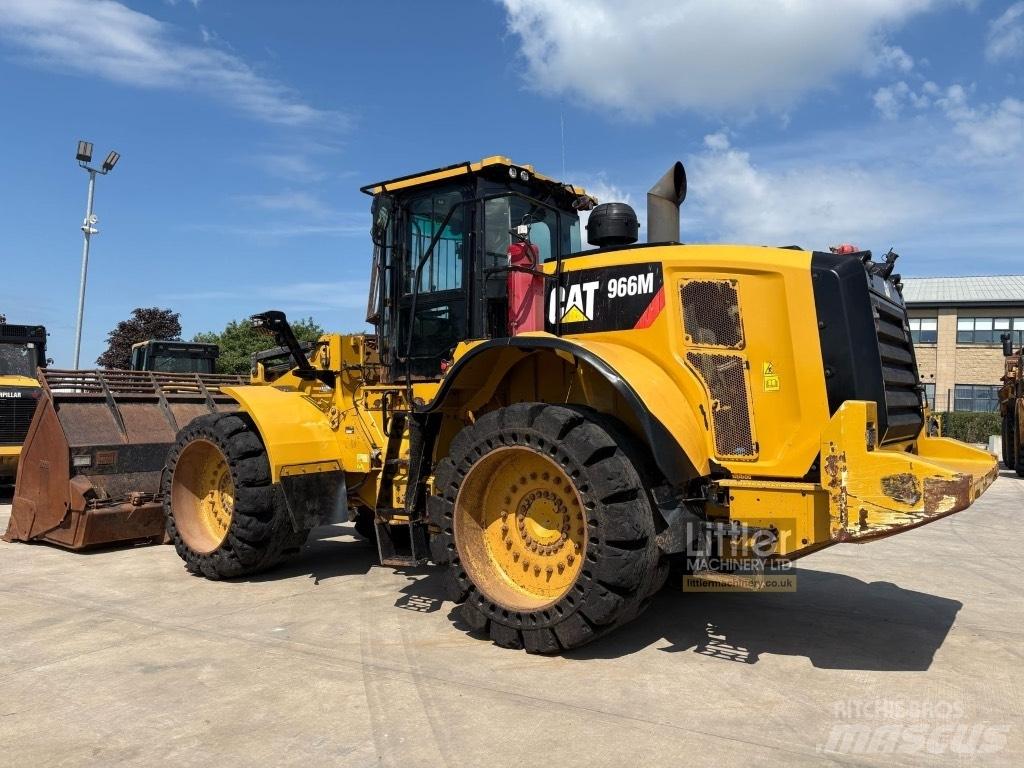 CAT 966 M Ładowarki kołowe