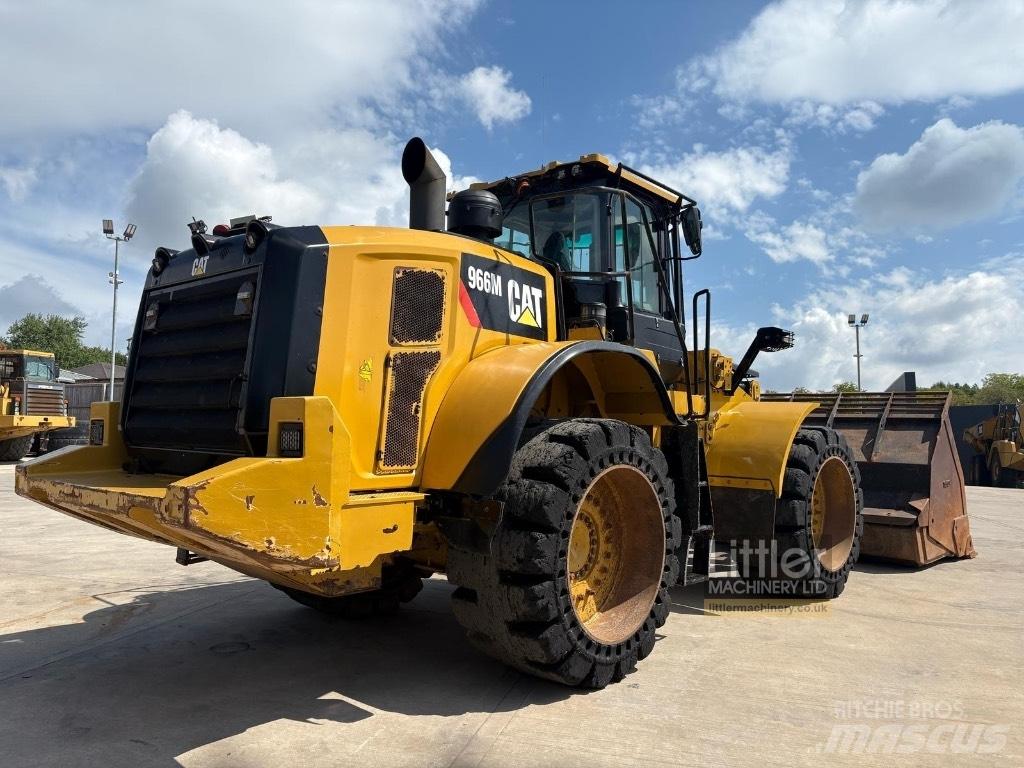 CAT 966 M Ładowarki kołowe