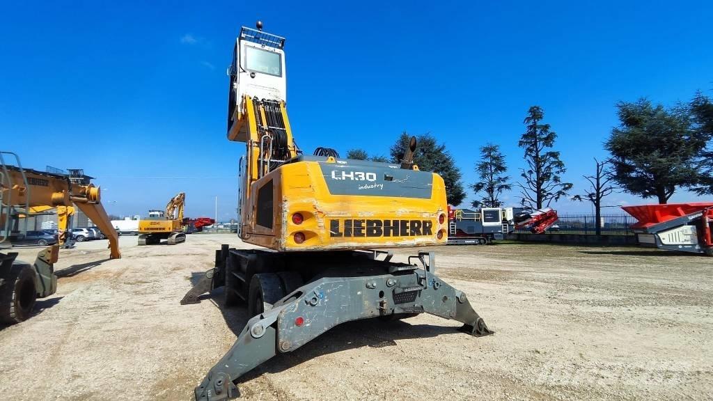 Liebherr LH 30 M Koparki przeładunkowe