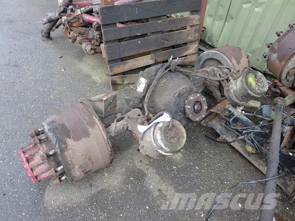 Pegaso 1236 T Mosty, wały i osie