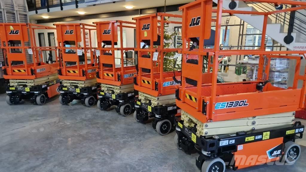 JLG ES 1330 L Podnośniki nożycowe