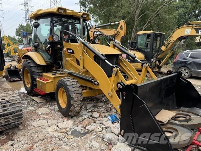 CAT 420 F Koparko-ładowarki