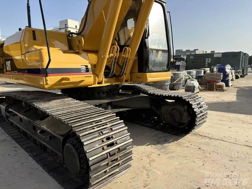CAT 325 B L Koparki gąsienicowe