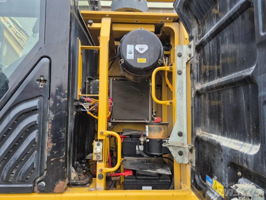 CAT 329E Koparki gąsienicowe