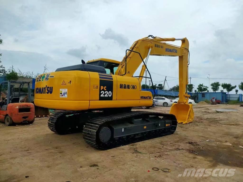 Komatsu PC 220 Koparki gąsienicowe