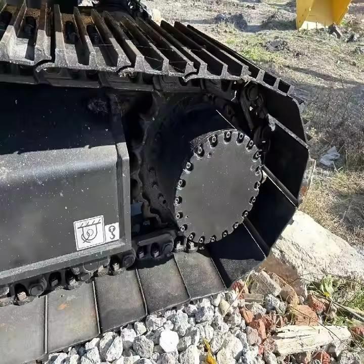 Sany SY 215 C Koparki gąsienicowe