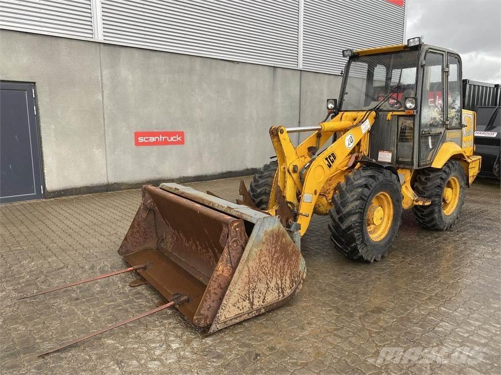 JCB 407 Ładowarki wielofunkcyjne
