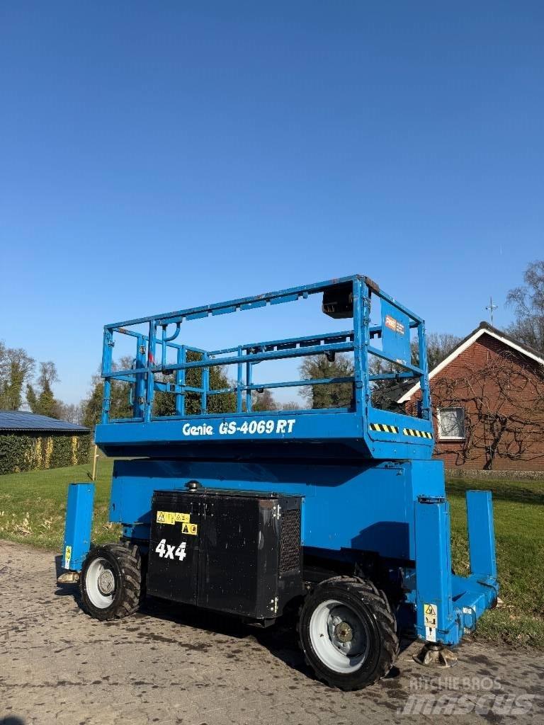 Genie GS 4069 RT Podnośniki nożycowe