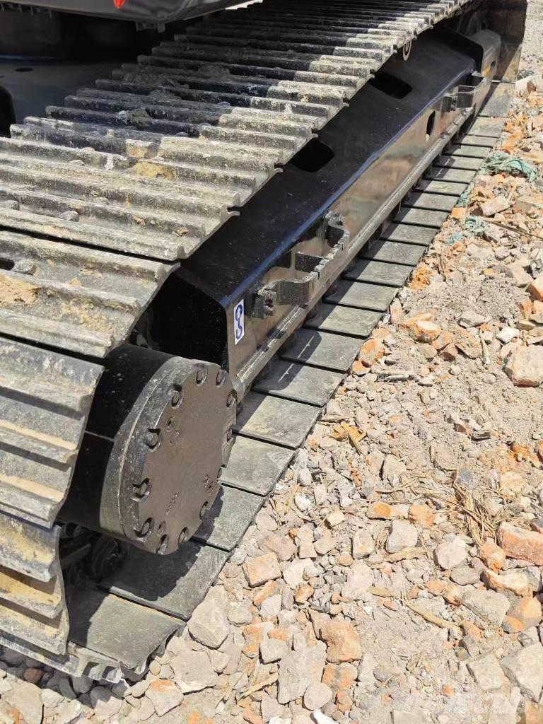 Hitachi ZX200 Koparki gąsienicowe