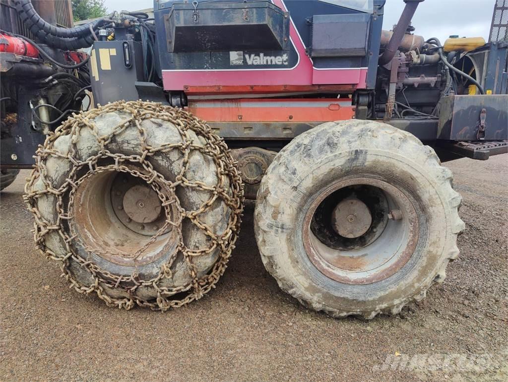 Valmet 840 Forwardery