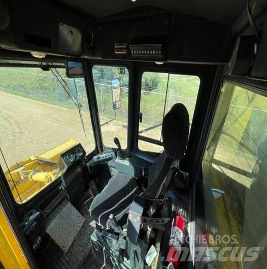 Bomag BC772EB-2 Walce jednobębnowe