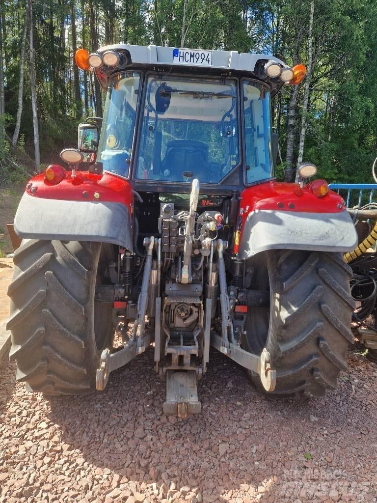 Massey Ferguson 5713 Ciągniki rolnicze