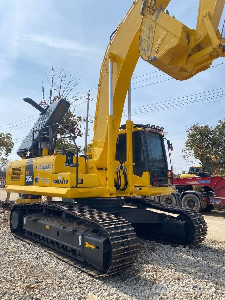 Komatsu 240LC-8 Koparki gąsienicowe