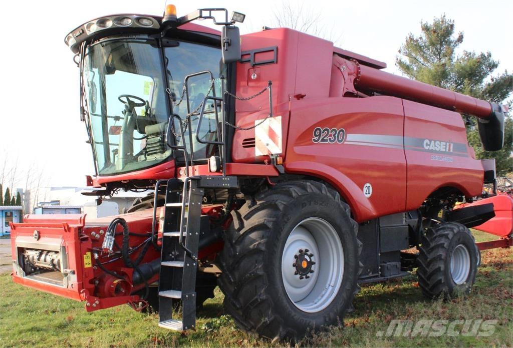 Case IH AF 9230 Kombajny zbożowe