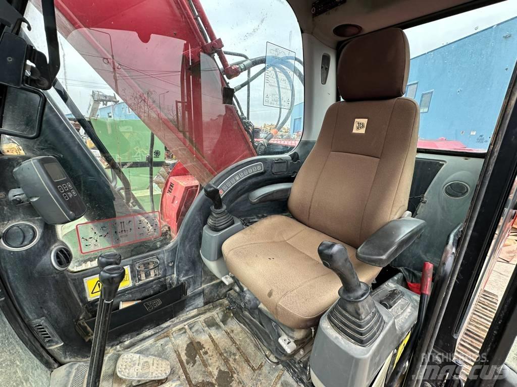 JCB JS 240 N LC Koparki gąsienicowe