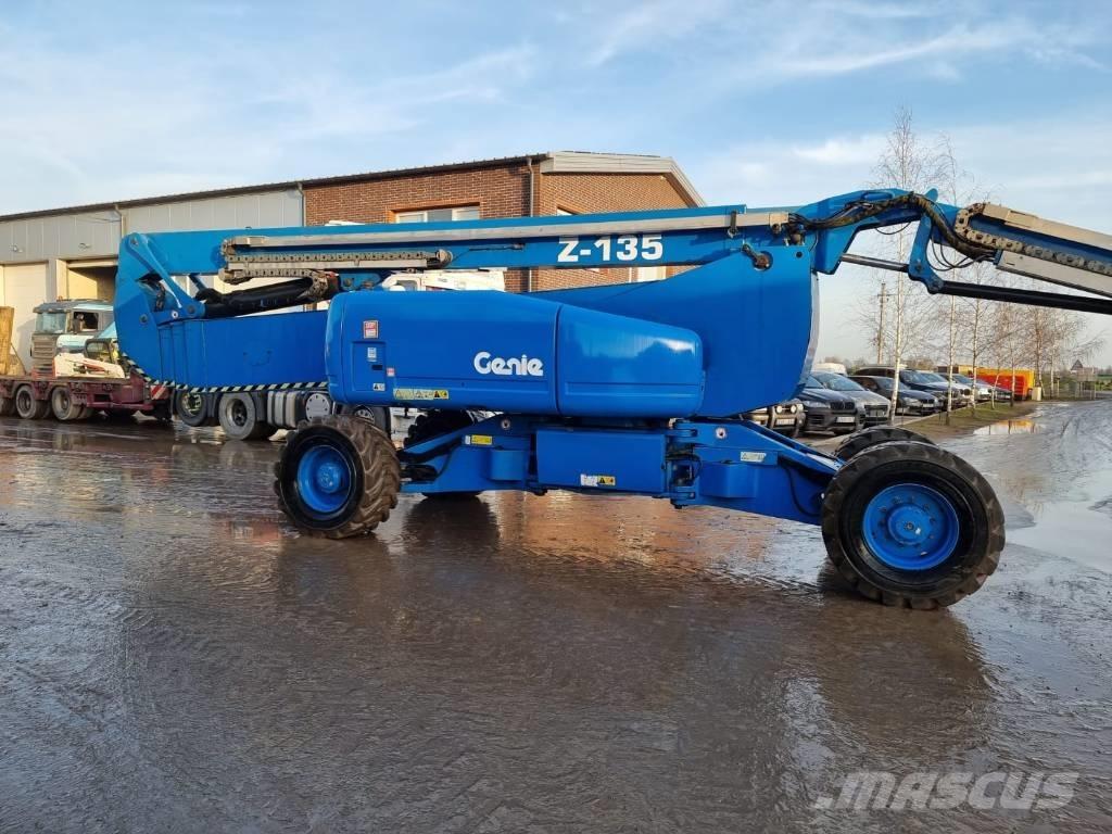 Genie Z 135 4x4 Podnośniki przegubowe