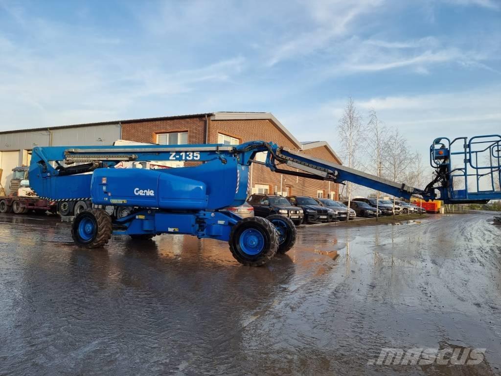 Genie Z 135 4x4 Podnośniki przegubowe