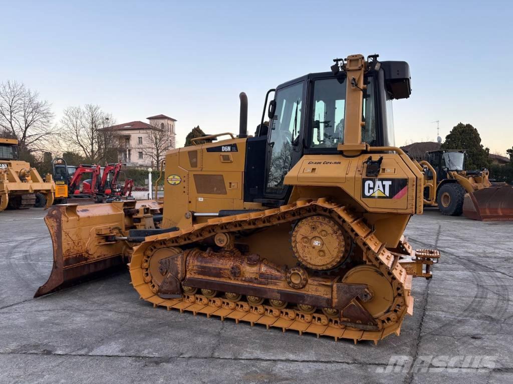 CAT D 6 N XL Spycharki gąsienicowe