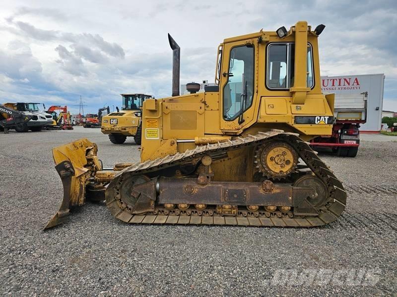 CAT D 4 H Spycharki gąsienicowe