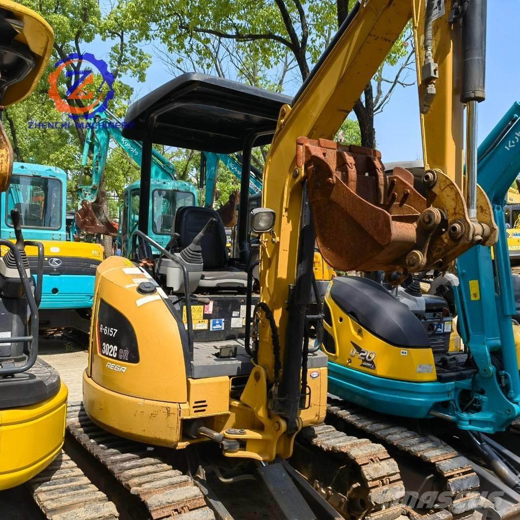 CAT 302 Minikoparki