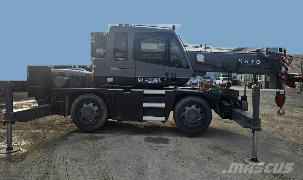 Kato KRM-13H-2 Żurawie szosowo-terenowe