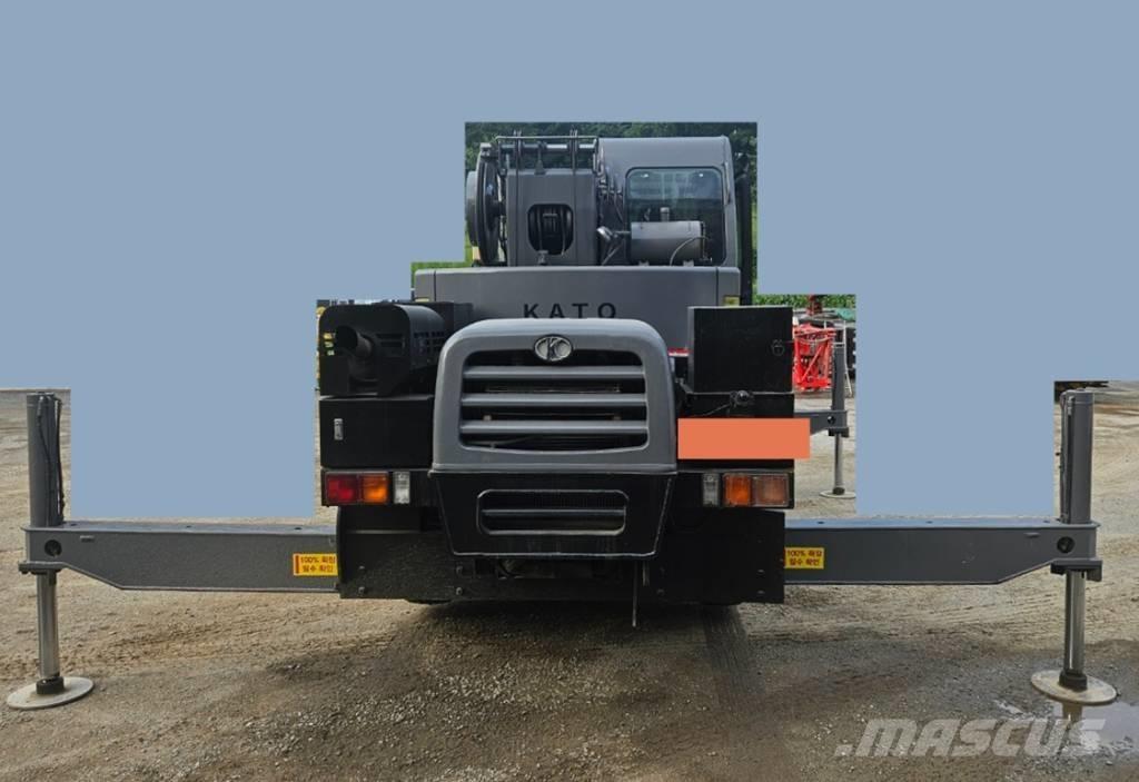 Kato KRM-13H-2 Żurawie szosowo-terenowe