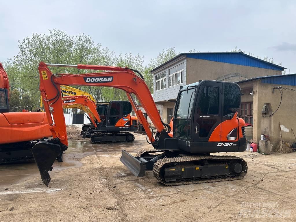 Doosan DX 60 Minikoparki