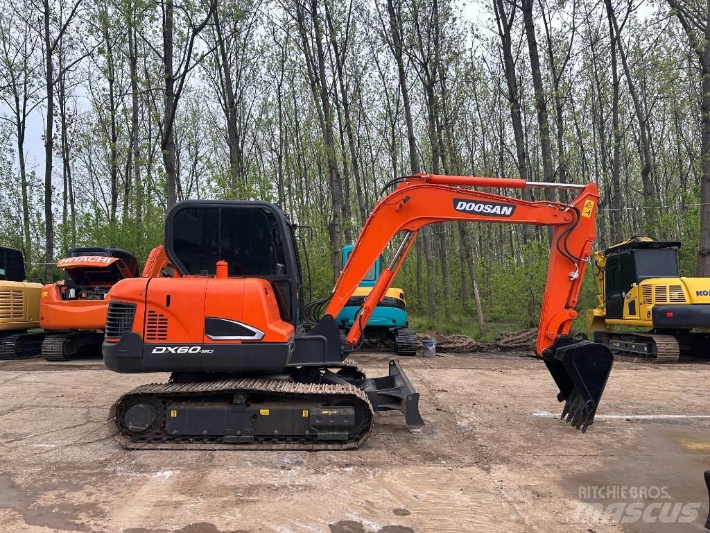 Doosan DX 60 Minikoparki