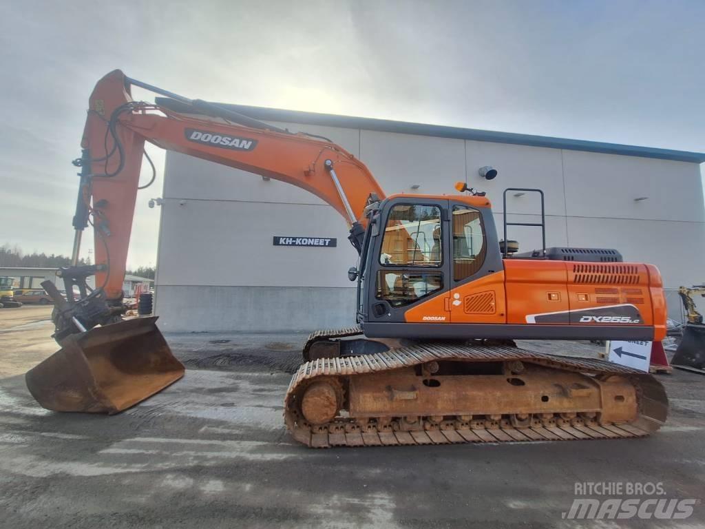 Doosan DX 255 LC-5 Koparki gąsienicowe