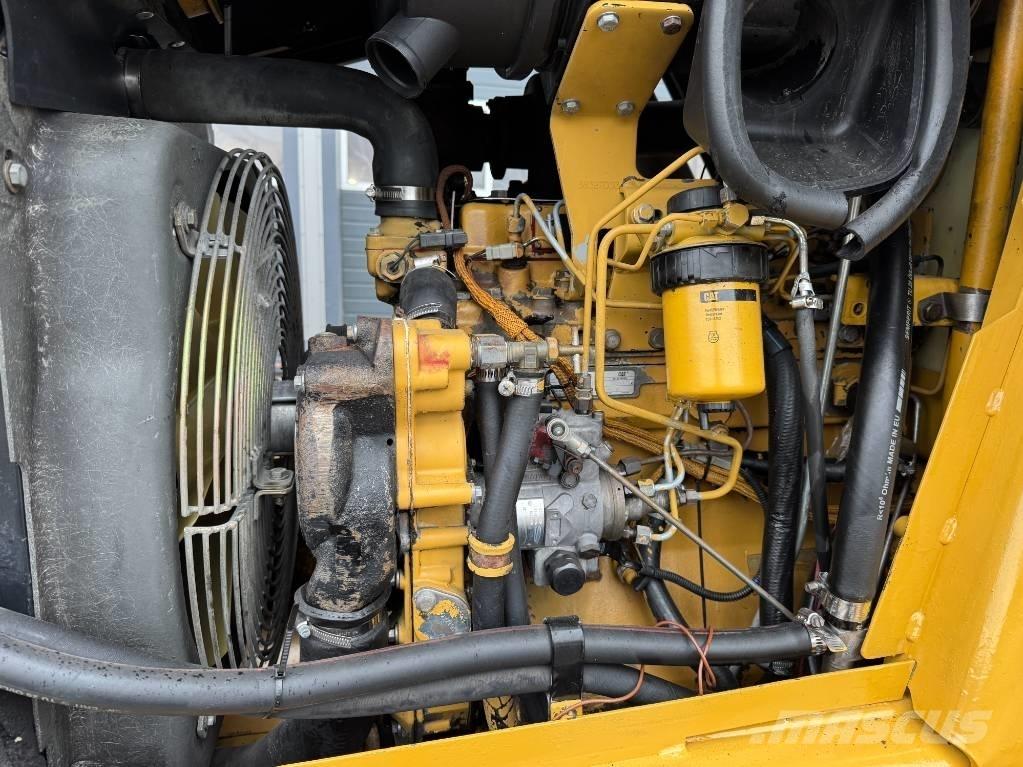CAT 428 C Koparko-ładowarki