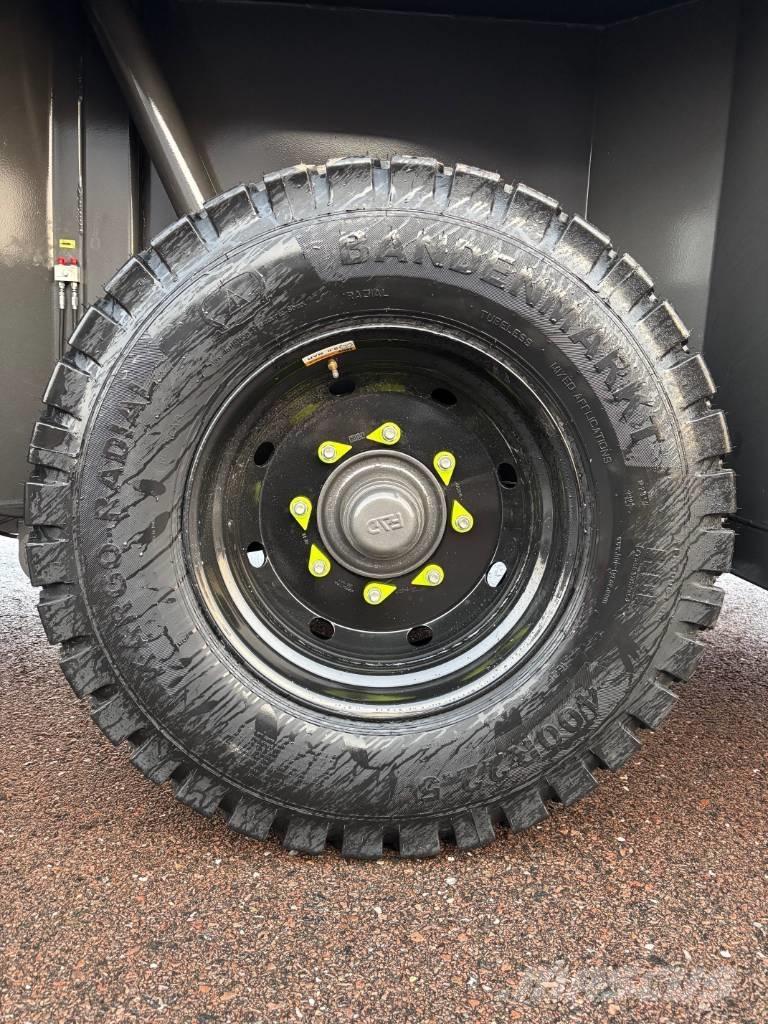 Mustang MA 770 Inne przyczepy