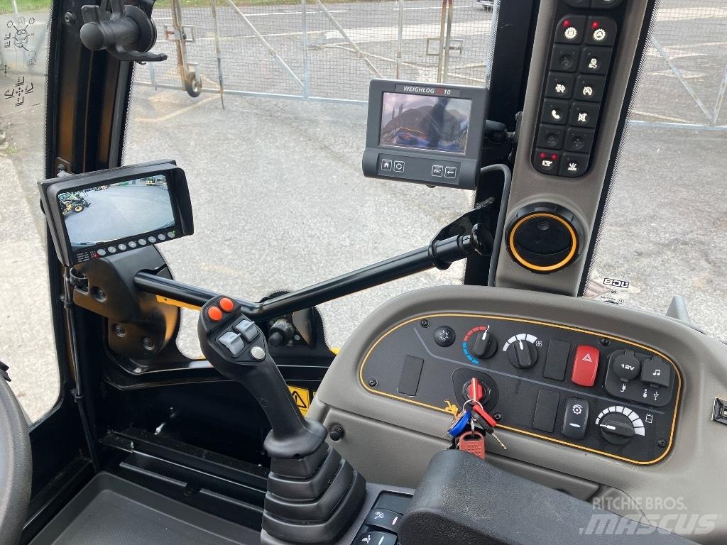 JCB TM320S Ładowarki rolnicze
